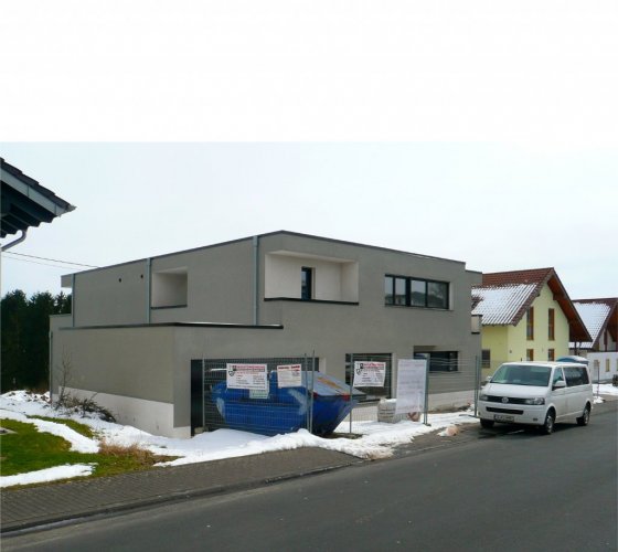 8/21 _ baustelle stand 03/2013 _ straßenfassade _ nord / westen
