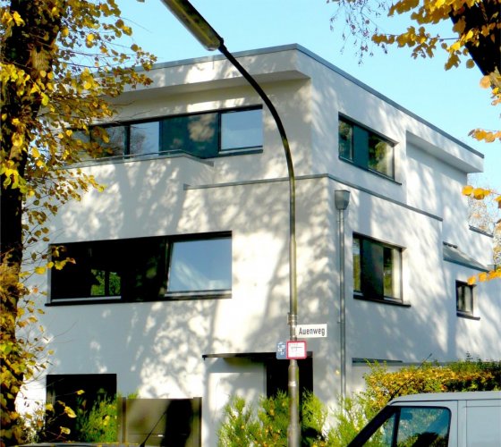 6/17 _ straßenfassade _ süd / ost