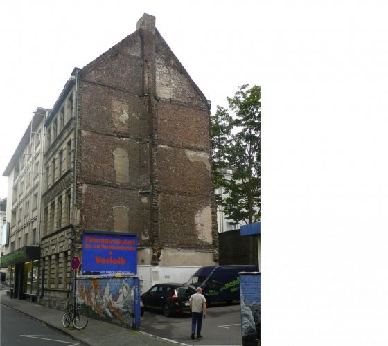 9/15 _ bestand _ giebel baulücke zu altbau